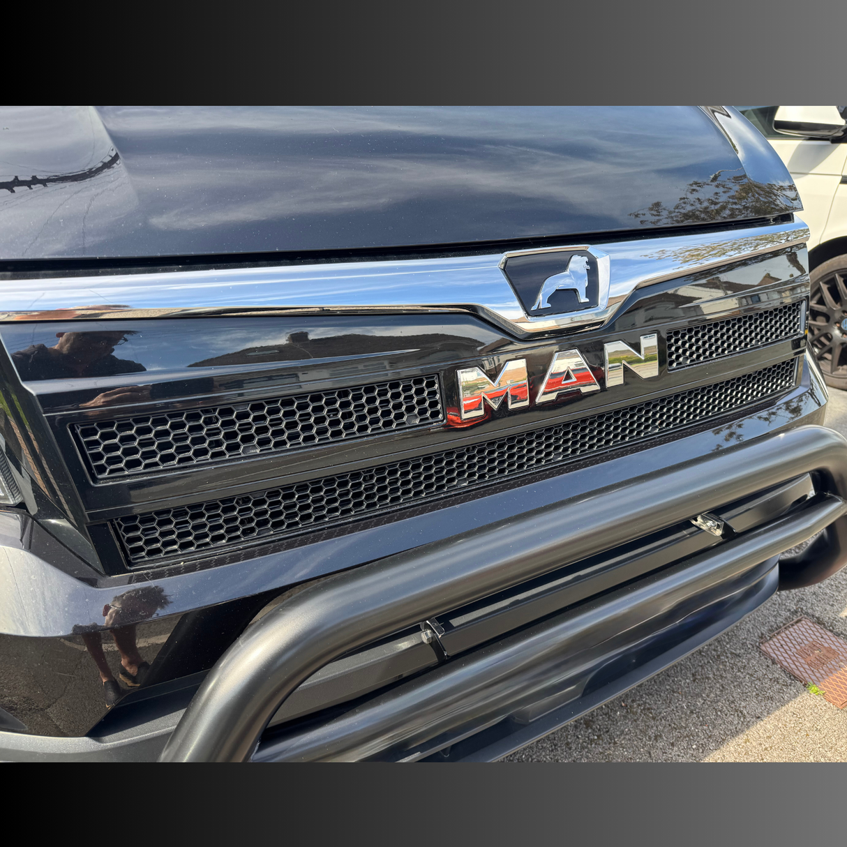 Für MAN TGE Kühlergrill Wabeneinsätze | Individuelles Upgrade des Van-Kühlergrills – Van-X