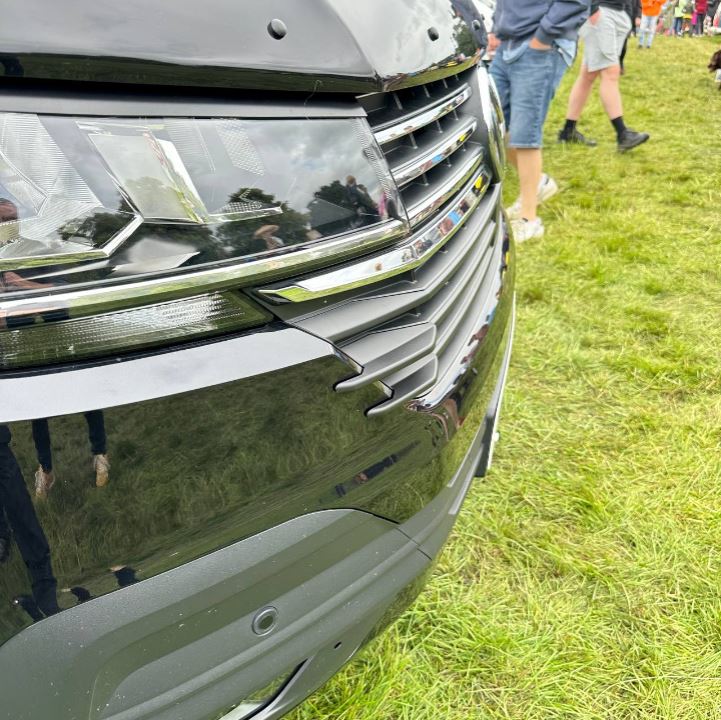 Für VW T6.1 Kühlergrill Seitenklappen - Strukturiertes Finish (4er Set) | Van-X Styling-Update für Volkswagen T6.1