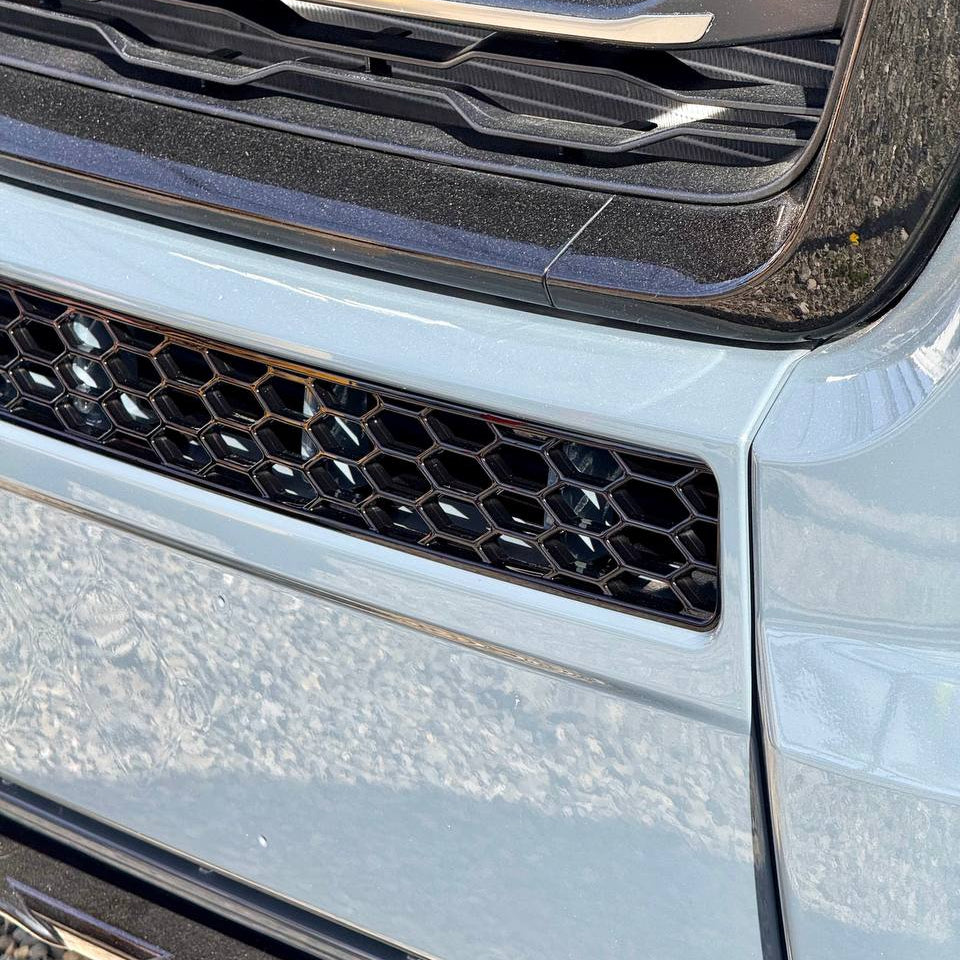 Citroën Relay Stoßfänger Wabengitter ohne Parksensoren – Glänzend Schwarz