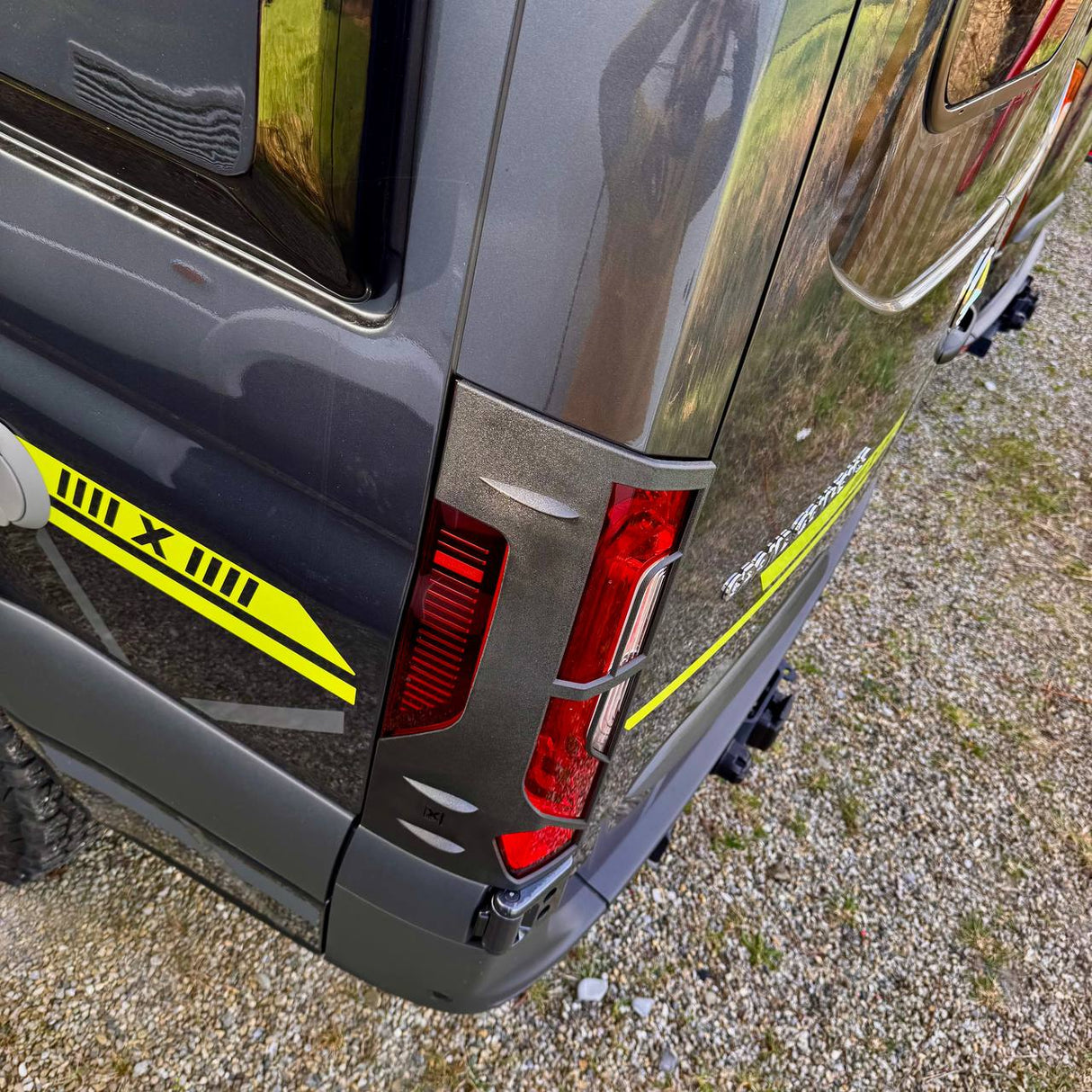 Für Mercedes-Benz Sprinter 907 Rücklichtschutz | Rücklichtprotektoren für Sprinter Vans – Van-X