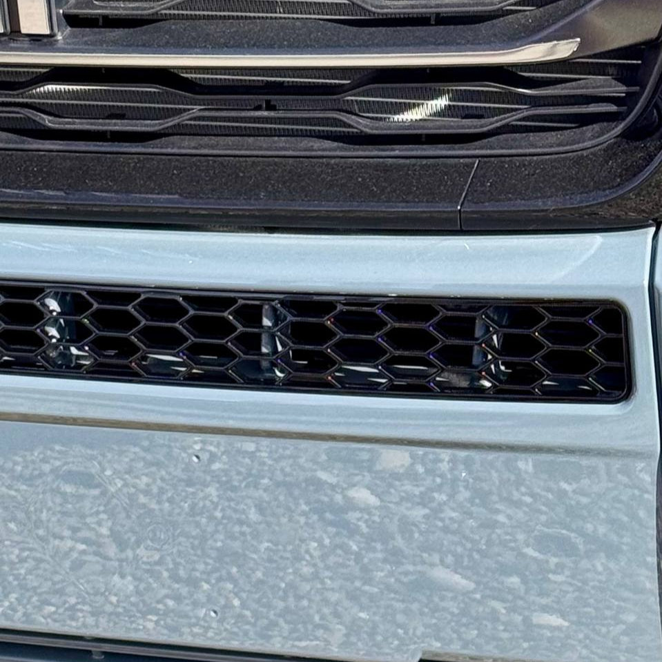 Citroën Relay Stoßfänger Wabengitter ohne Parksensoren – Glänzend Schwarz