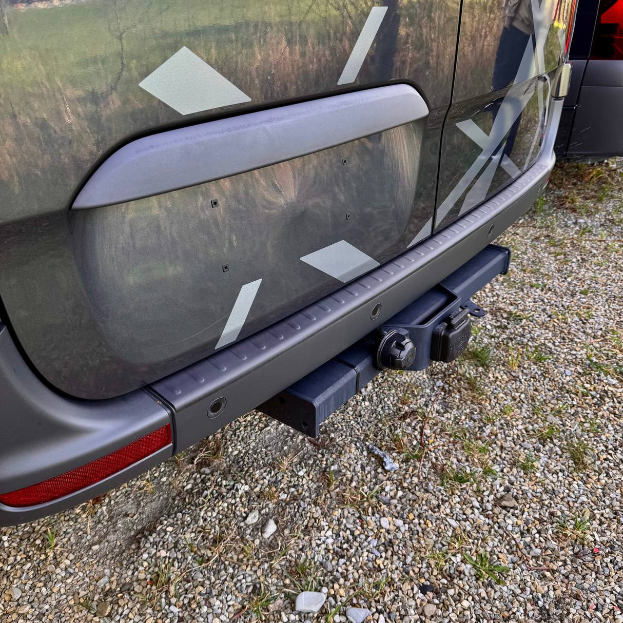 Für Mercedes-Benz Sprinter 907 Ladekantenschutz | Heavy-Duty Van Stoßstangenschutz – Van-X