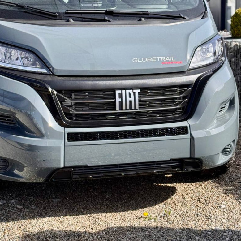 Fiat Ducato Stoßfänger Wabengitter ohne Parksensoren – Glänzend Schwarz