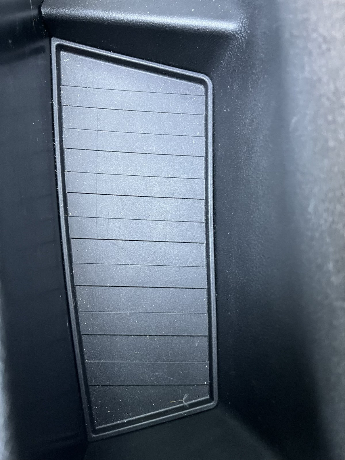 Für Toyota Proace Türtaschen-Gummieinsätze und Matten – Schwarze Innenlagerverkleidungen