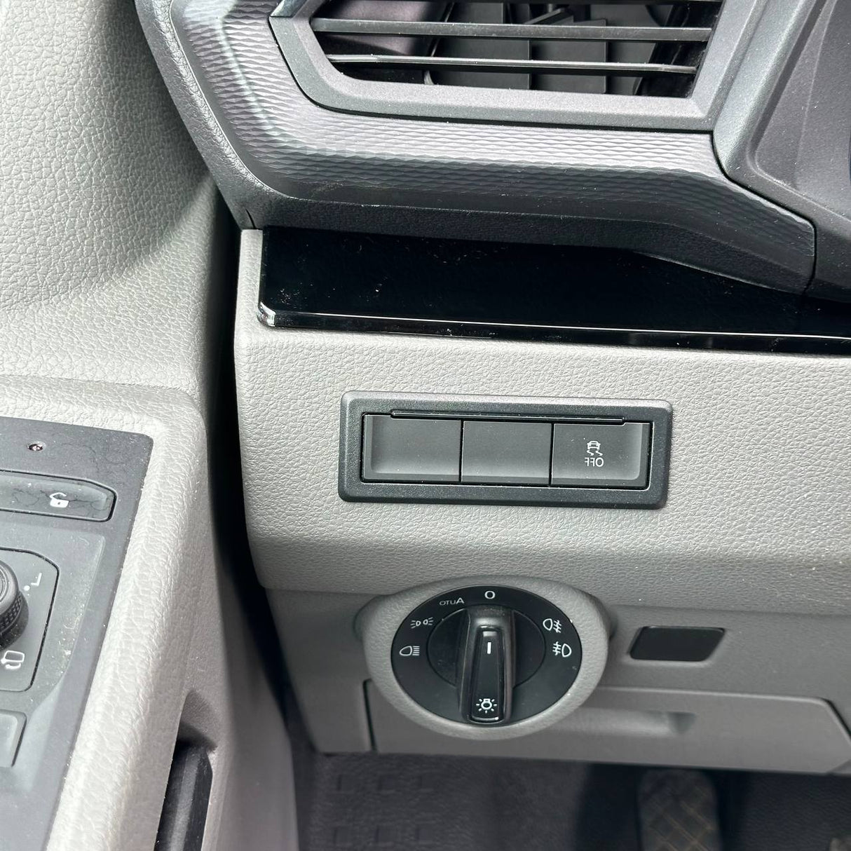 Für VW T6.1 Transporter Armaturenbrett Upgrade Van-X – Premium 4-teiliges glänzend schwarzes unteres Armaturenbrett und Türkartenset