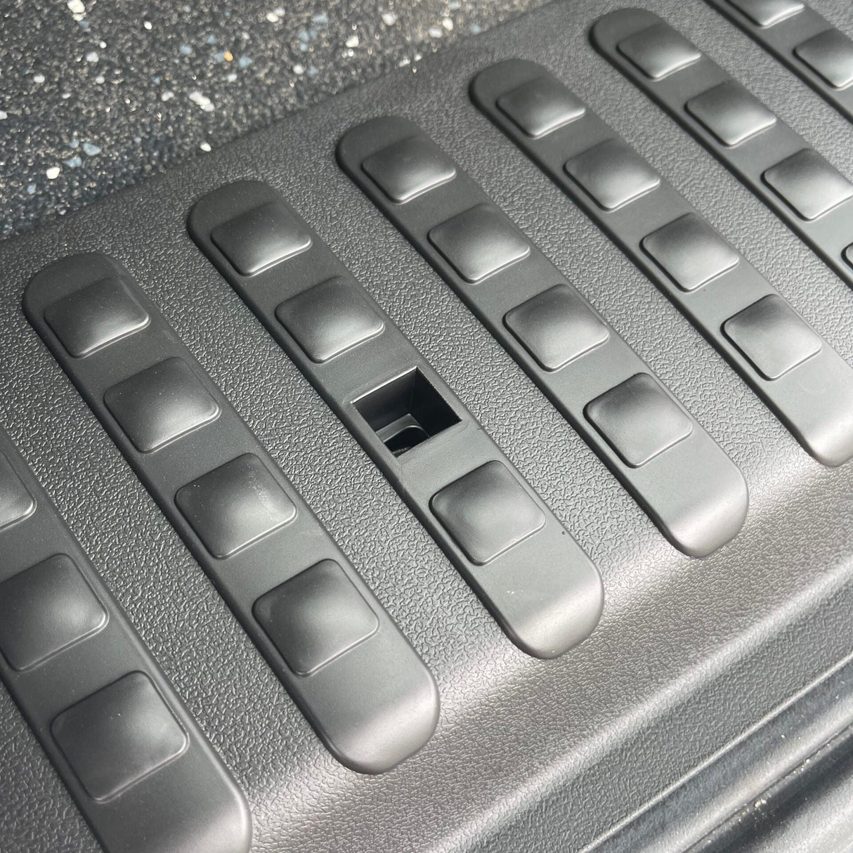 Für VW T6.1 V2 Scheunentor Schwelle Abdeckung + Seite Schritt + Fitting Kit