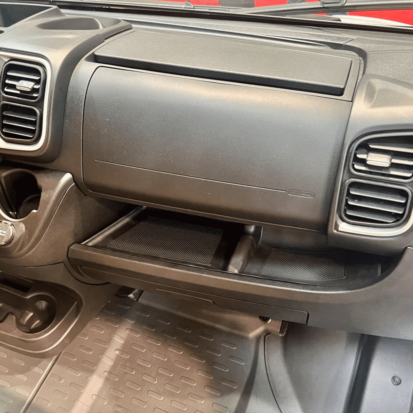 Citroen Relay Unterer Neuer Armaturenbrett-Gummieinsatz schwarz LHD