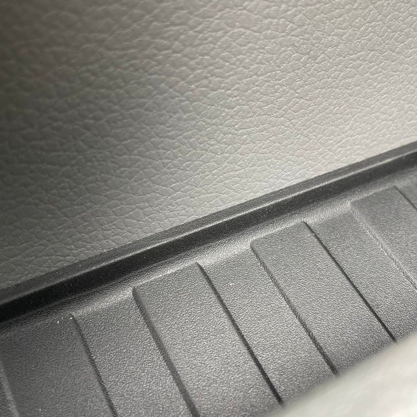 Für VW T6.1 Transporter Gummi Türauskleidung Tascheneinsätze schwarz Campervan Conversion