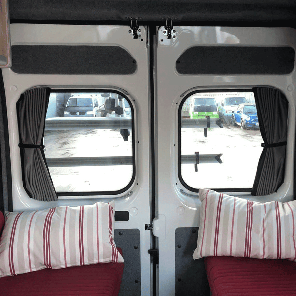 Für Opel Vivaro Premium 1 x Flügeltor-Fenstervorhänge Van-X