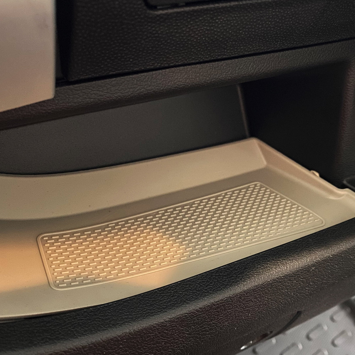 Für Citroen Relay Gummimatte antirutsch Ablagefach Armaturenbrett Hellgrau Linkslenker original Van-X, Neu