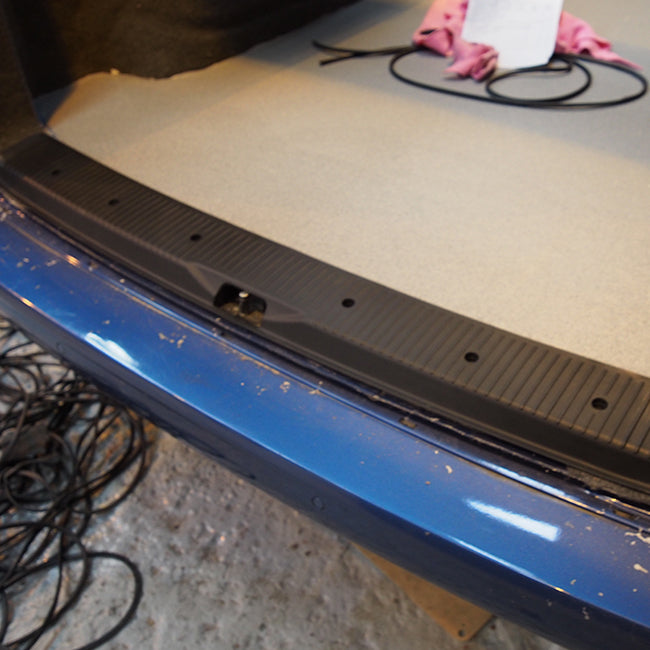 VW T5 , T5.1 Tailgate Rear Threshold Plastic Full Length