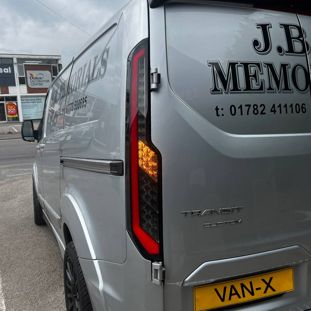 Für Transit Custom MK2 LED Rückleuchten Rückleuchten – sequentielle Blinker mit gerauchten Objektiven