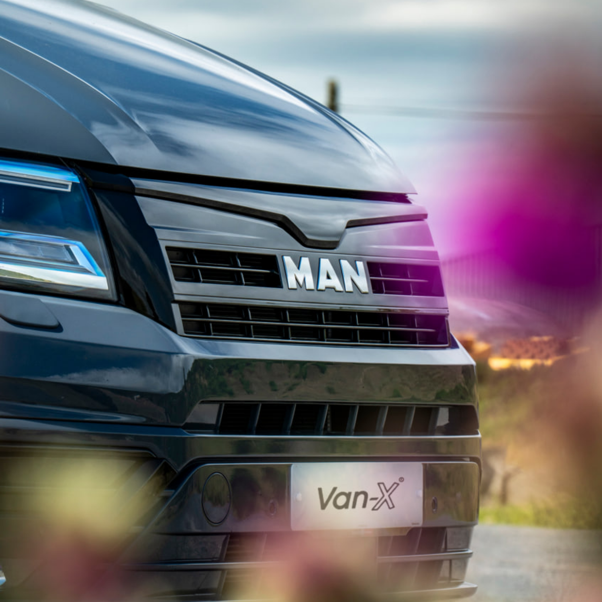 Für MAN TGE Kühlergrillblende ohne Emblem – Schwarz glänzend | Premium-Frontgrill-Upgrade für TGE Van