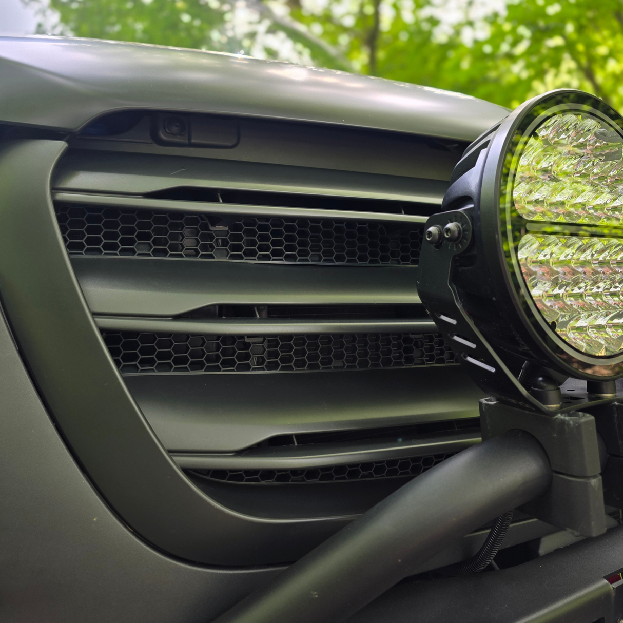 Für Mercedes Sprinter 907 Wabengitter-Set für oberen Kühlergrill – 5-teiliges Set | Van-X
