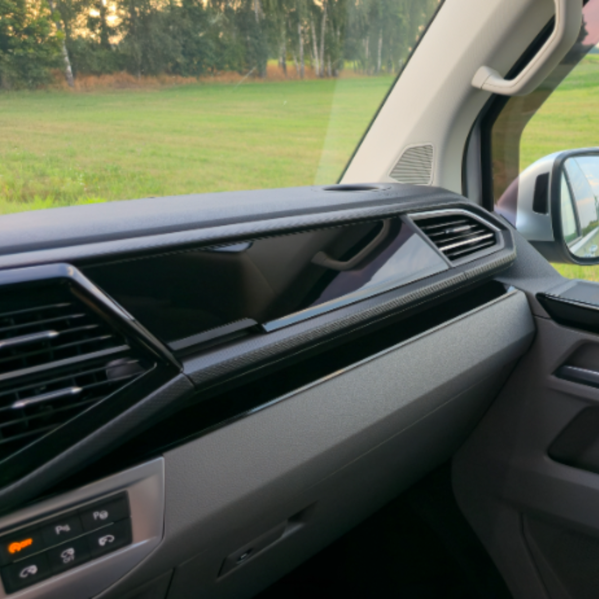Für VW T6.1 Transporter Armaturenbrett Upgrade Van-X – Premium 4-teiliges glänzend schwarzes unteres Armaturenbrett und Türkartenset