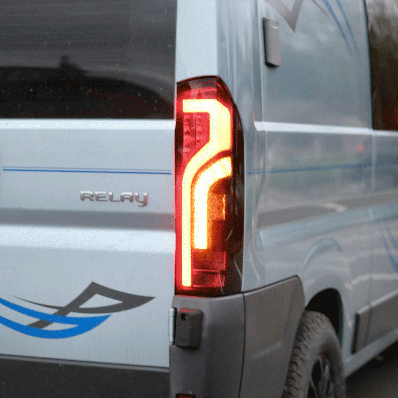 LED Rückleuchten SET, Smoke Rücklichter für Fiat Ducato full, Van-X, N ...