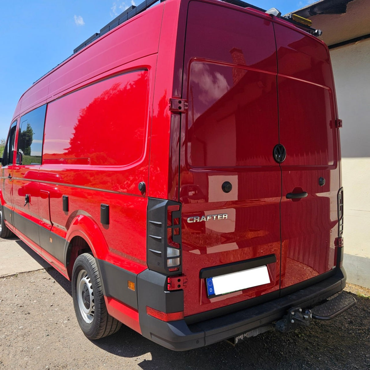Für Volkswagen Crafter Rücklichtschutz - Mattschwarz (ab 2018)