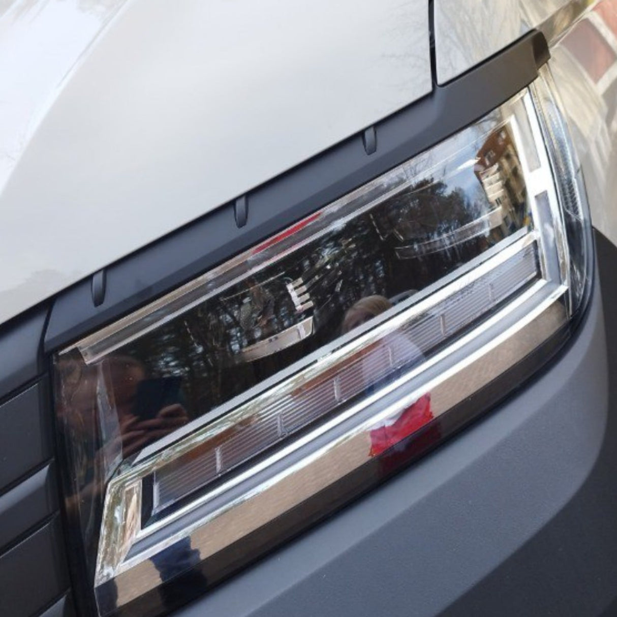 Für MAN TGE Scheinwerfer Augenbrauenverkleidung – Mattschwarz - Van Styling Accessory by Van-X