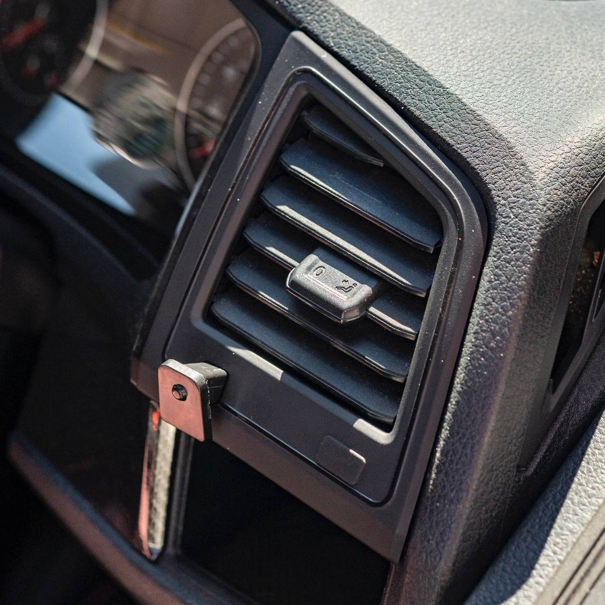 Für VW T6 Air Vent Ausstattungen mit Getränkehalter – Linke und rechte Seitenausstattung – Innenraumzubehör | Van-X