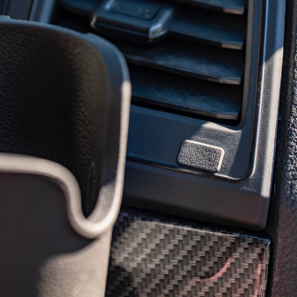Für VW T6 Air Vent Trims mit Becherhalter – Rechte Seite – Innenraumzubehör | Van-X