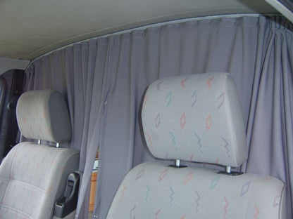 Ford Transit Custom Fahrerhausteiler-Vorhangsatz