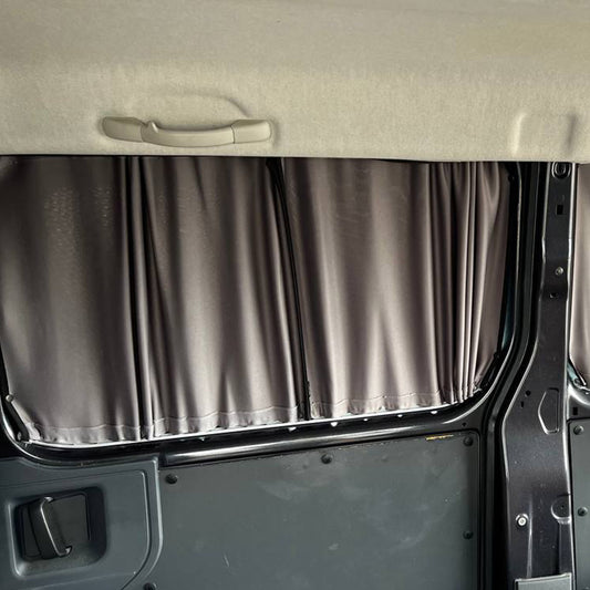 Für Citroen Dispatch Premium 2 x Seitenfenster, 1 x Flügeltorvorhang Van-X