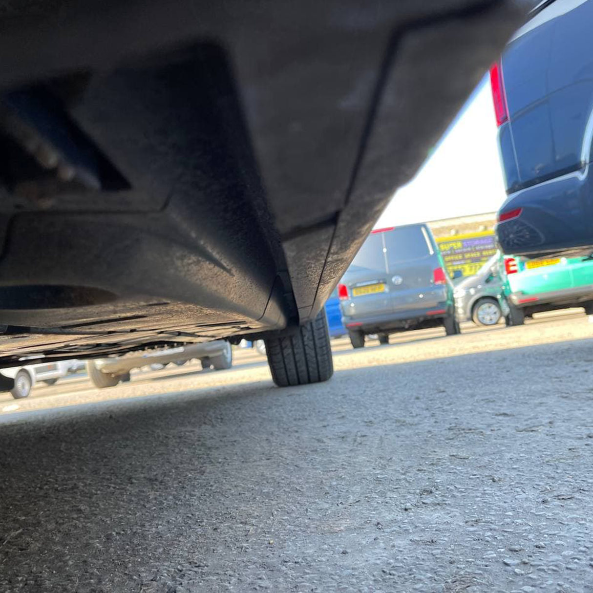 Für VW T6.1 Transporter Seitenschweller ABS Reflexsilber kurzer Radstand